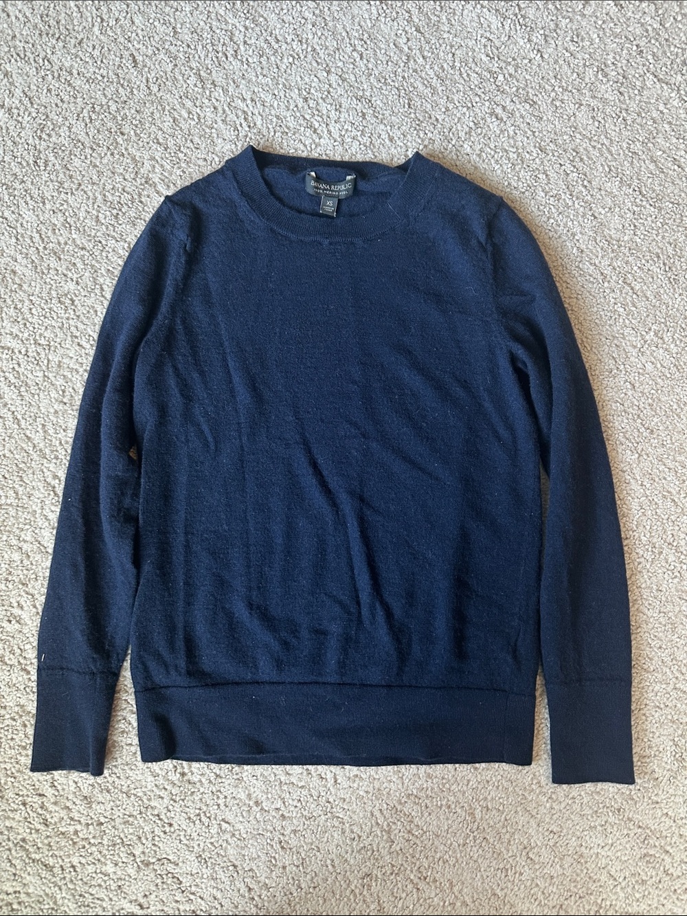Banana Republic Women’s Navy Crewneck Sweater- 100% Merino Wool- Size XS